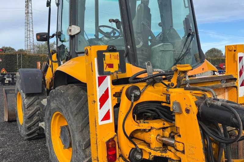 OmecoHub - Immagine JCB 4CX
